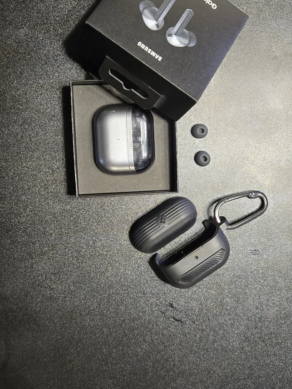Samsung Galaxy Buds3 Pro with Protective Case